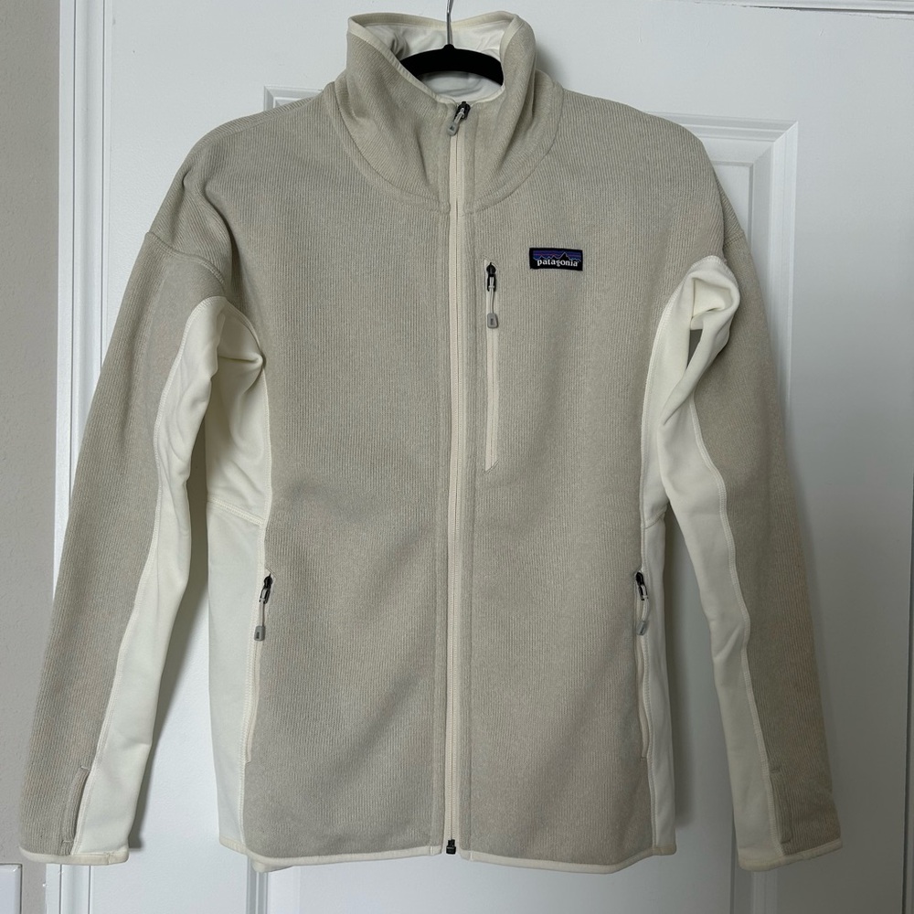 Patagonia Cream and White Women's Jacket